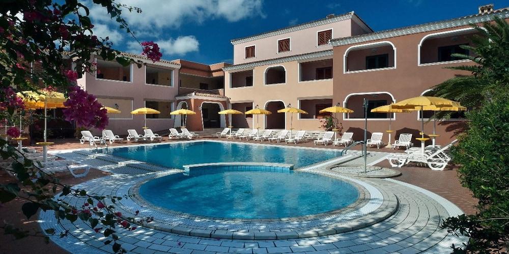 Residence Sos Alinos Cala Liberotto Dış mekan fotoğraf